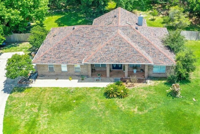 Building Photo - 2396 Nightingale Ln