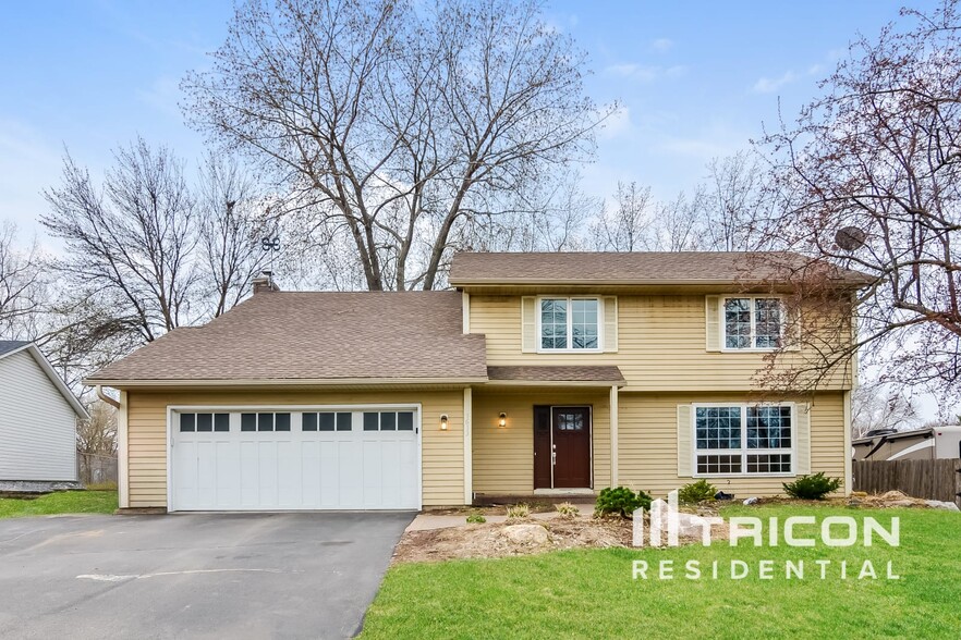 Primary Photo - 1613 Irving Ln