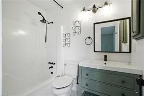 Building Photo - 1005 Scarlet Oak Ct S