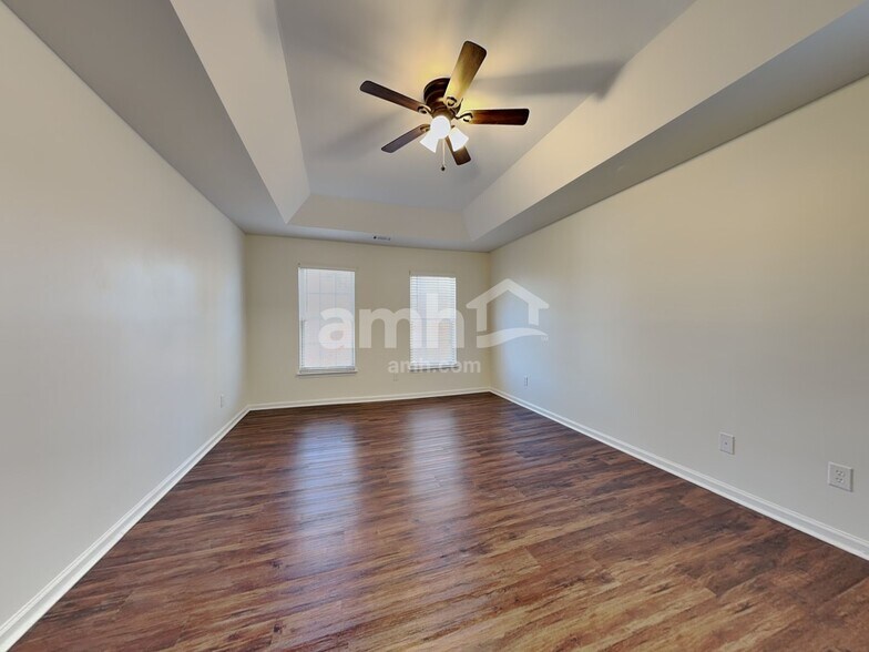 Building Photo - 219 Chandeleur Dr