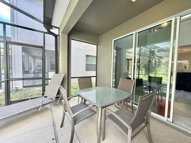 Building Photo - 8894 Candy Palm Rd