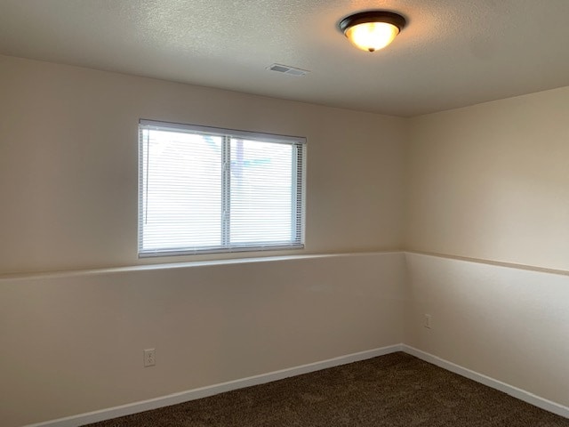 Building Photo - 1235 Kodiak Dr