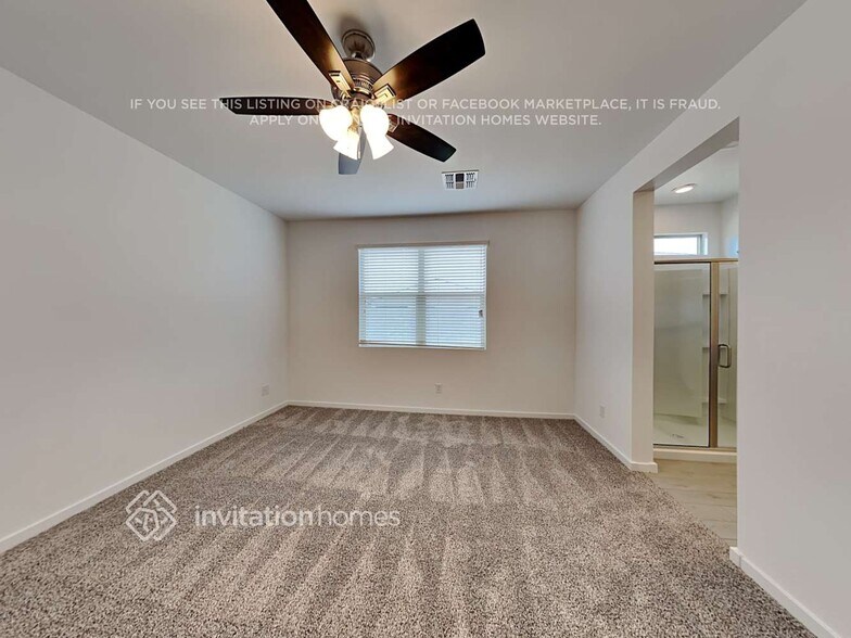 Building Photo - 17660 W Fetlock Trl