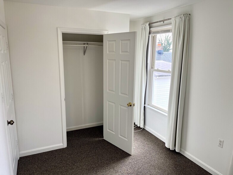 2nd Floor Bedroom - Closet - 1104 W 38th St