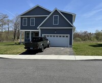 Building Photo - 48 Rowland Farm Rd
