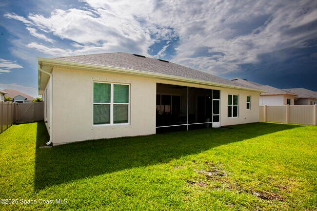 Building Photo - 4305 Negal Cir
