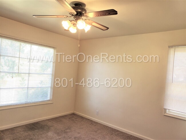Building Photo - This property offers a NO DEPOSIT option a...