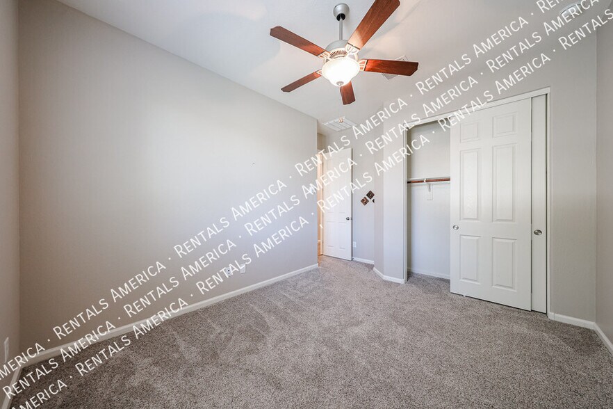 Building Photo - 3865 E Dogwood Pl