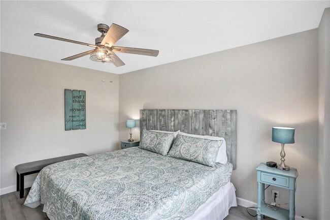 Building Photo - 5200 N Ocean Blvd