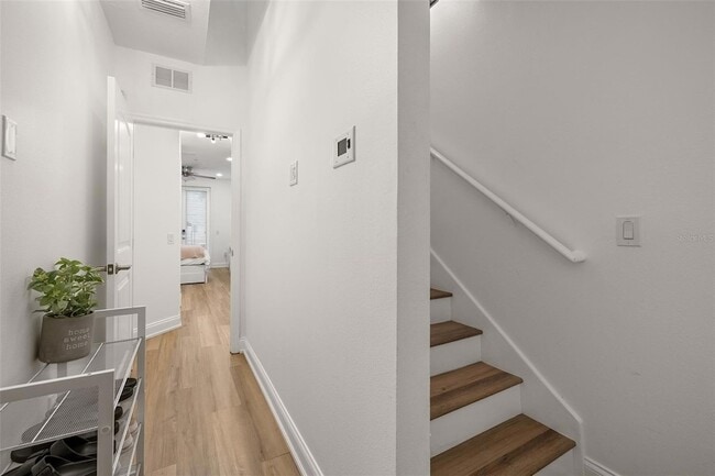 Building Photo - 111 N Albany Ave