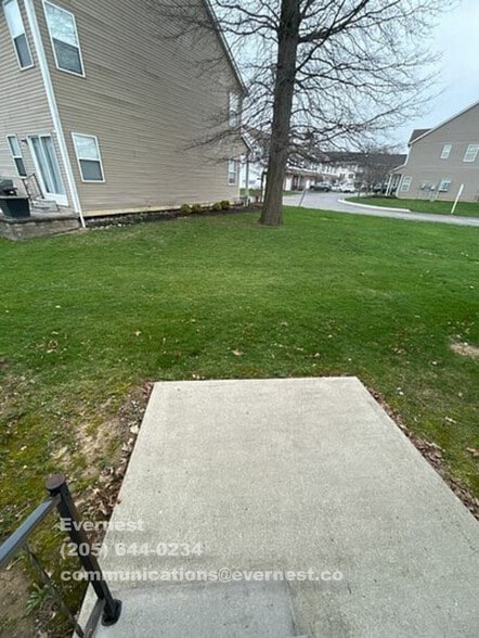 Building Photo - 1208 Green Dr