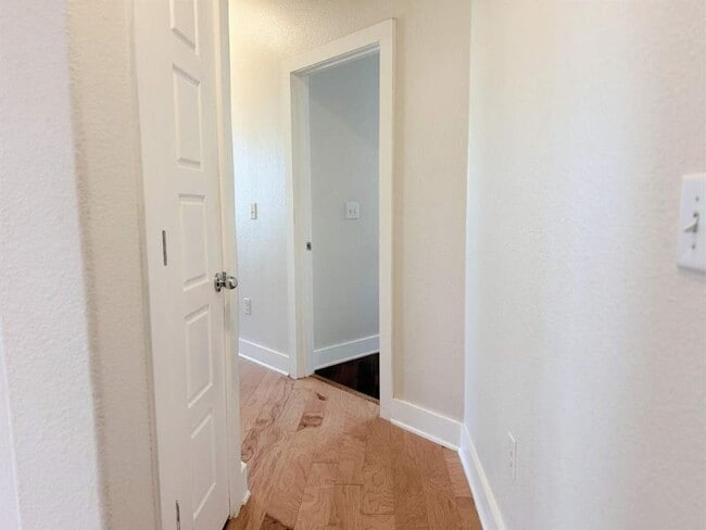 Building Photo - 7208 Lysander Ct