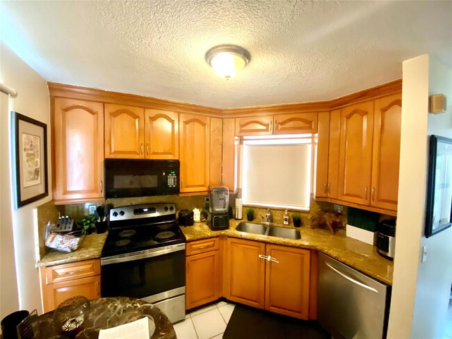 Building Photo - 3315 Chickee Ln
