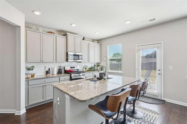 Building Photo - 3605 Broadwick Ln