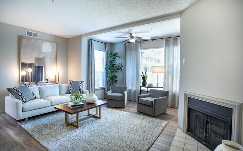 Renovated Living Room - Dogwood Creek