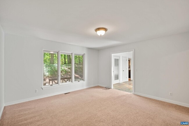 Building Photo - 501 Rookwood Pl