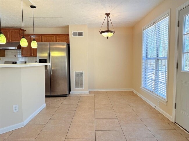 Building Photo - 975 Brushy Creek Ct