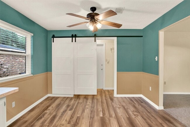 Building Photo - 6219 Silver Leaf Dr