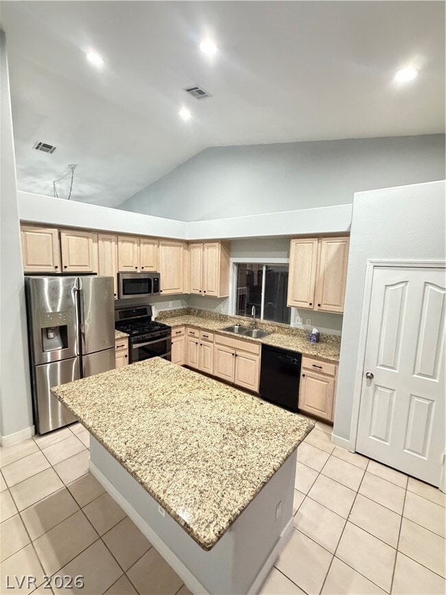 Building Photo - 2763 Chokecherry Ave