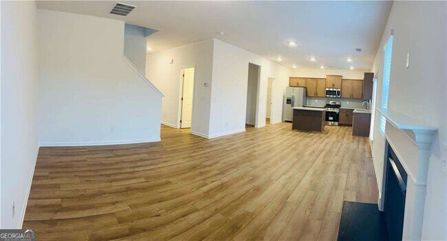 Building Photo - 137 Bloomfield Cir