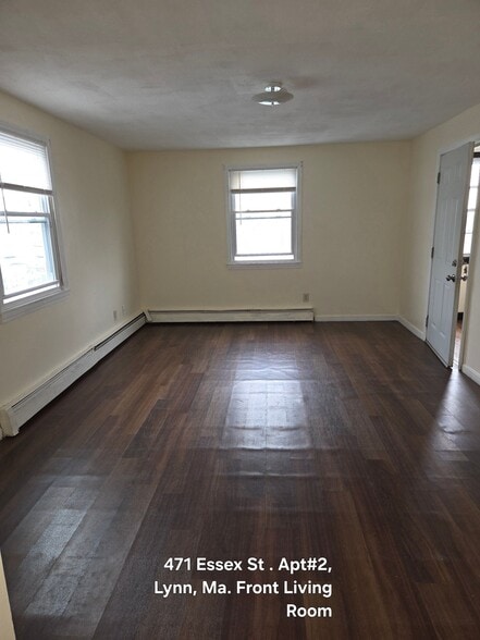 Building Photo - 471 Essex St