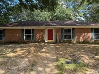 Building Photo - 157 Fern Valley Rd