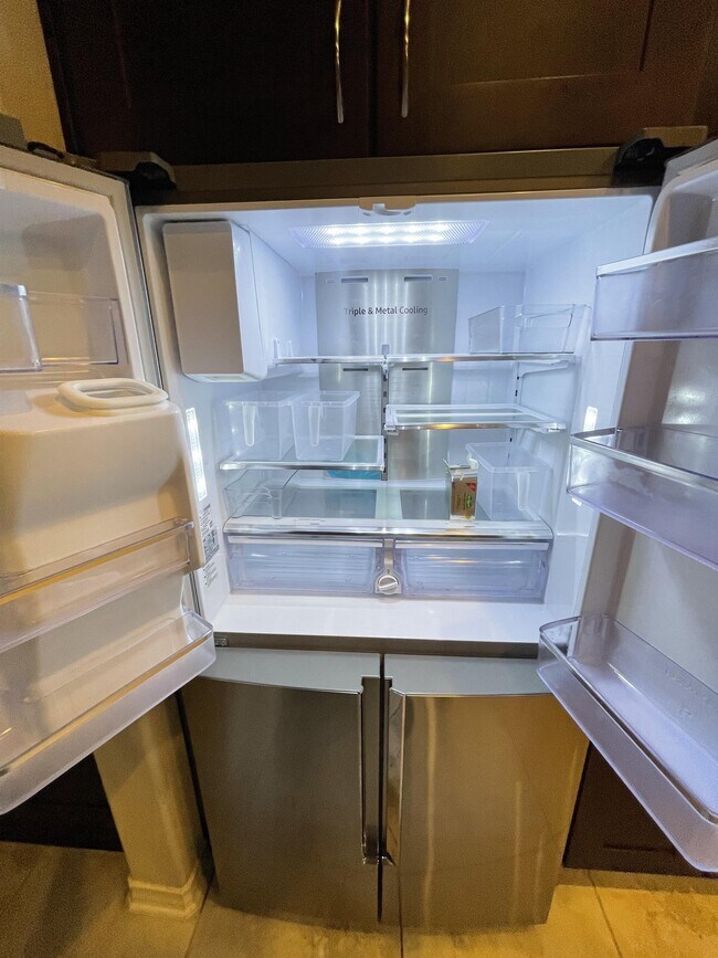 Building Photo - 2826 Winter Gorge