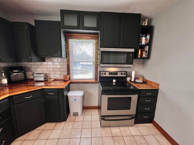 Main Floor Kitchen - 221 7th Ave N