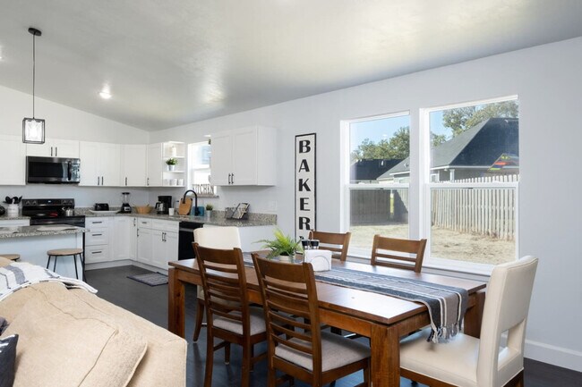 Building Photo - 16668 NW 191st Way