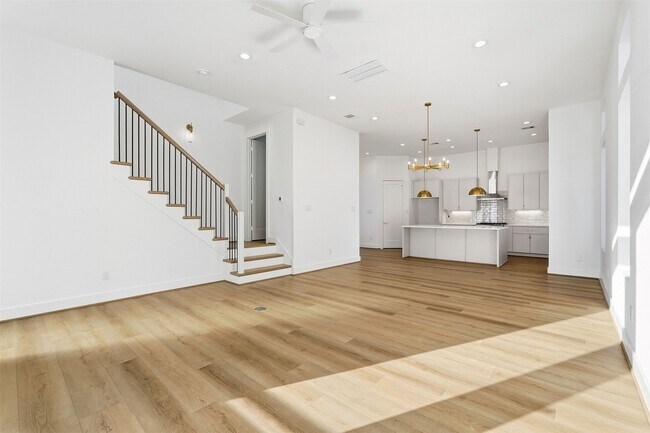 Building Photo - 3828 Wilmer St