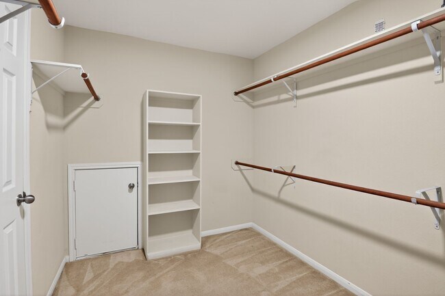 Building Photo - 4938 Yearling Ridge Ct