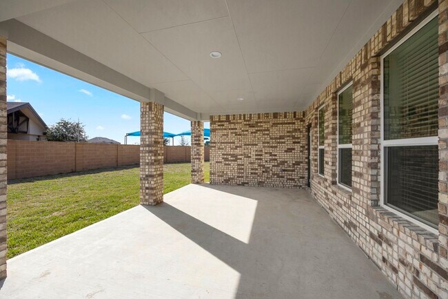 Building Photo - 32407 Hamilton Crest Dr