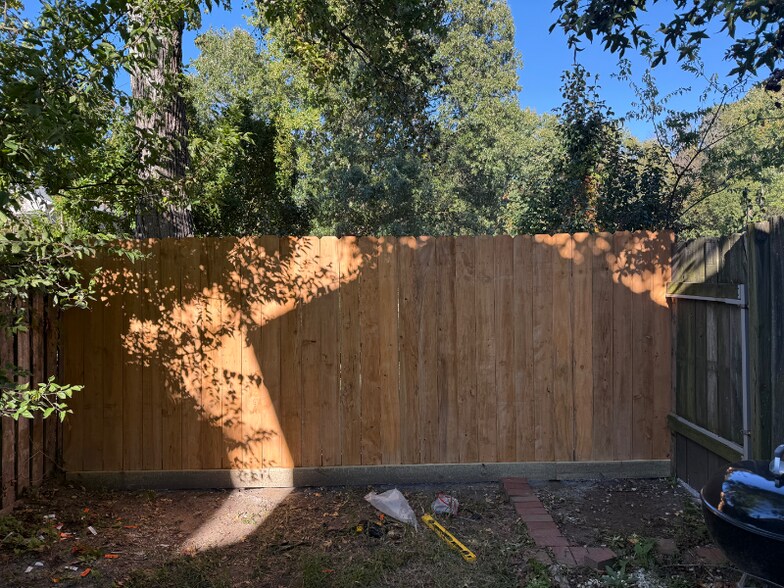 Building Photo - 67 Riverchase Dr