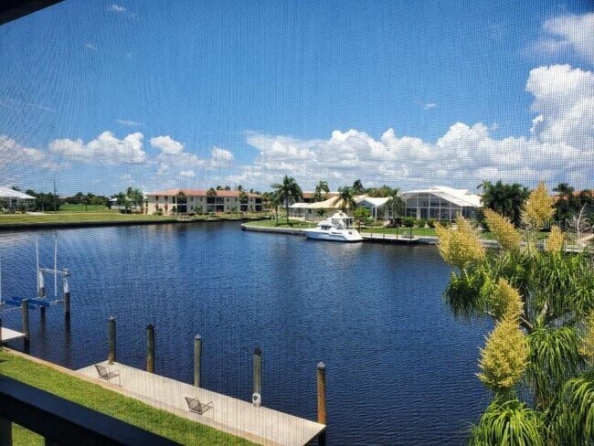 Building Photo - 3768 Bal Harbor Blvd