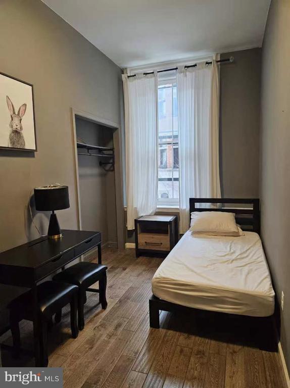 Building Photo - 1829 Spruce St