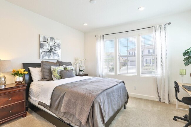 Building Photo - 1301 Morning Star Dr