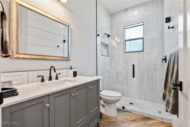 Building Photo - 3530 Hibiscus Ave