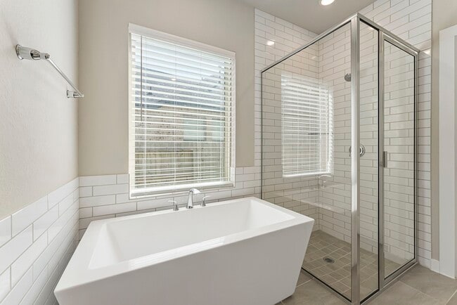 Building Photo - 421 Soapberry Tree Ct