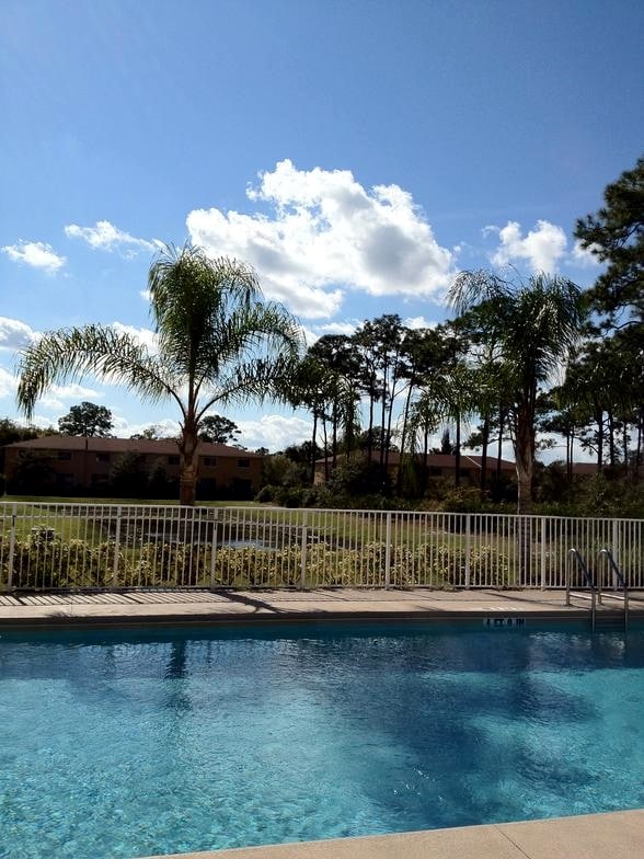 Weatherbee Townhomes 699 W Weatherbee Rd Fort Pierce FL 34982