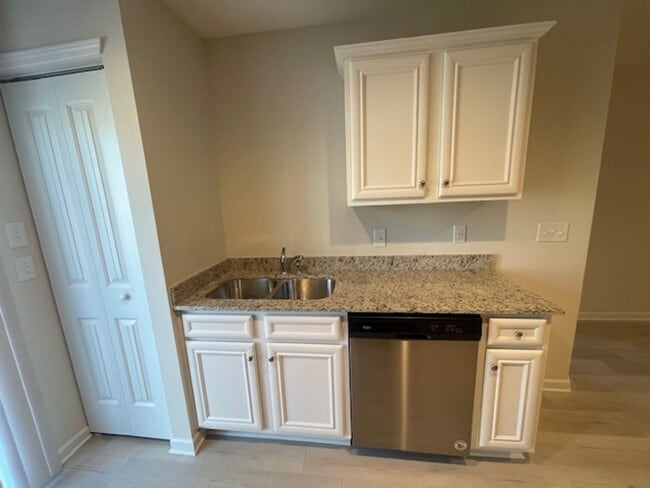 Building Photo - 959 Madrid Court- The Townhomes at Chukker...