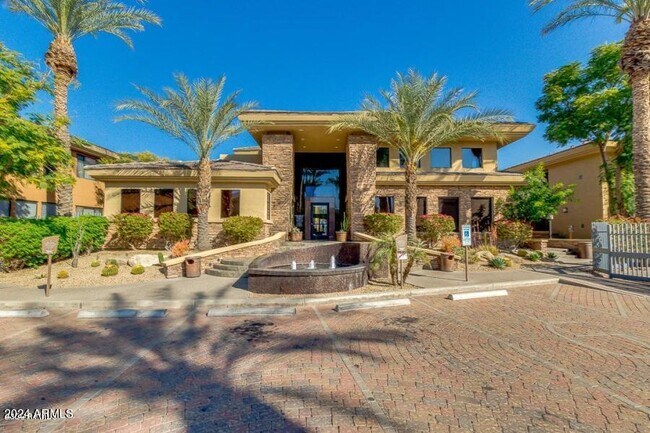 Primary Photo - 6900 E Princess Dr