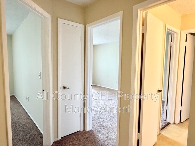 Building Photo - 4562 Pheasant Run Dr