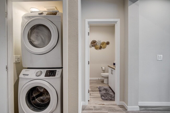 Building Photo - FULLY FURNISHED AFFINITY CONDO | 2-CAR GARAGE | DOWNTOWN SUMMERLIN
