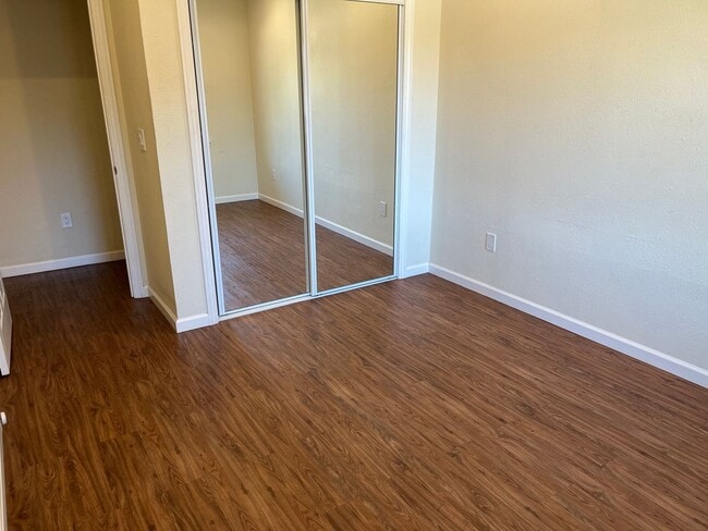 Building Photo - Spacious 1bd/1ba apartment