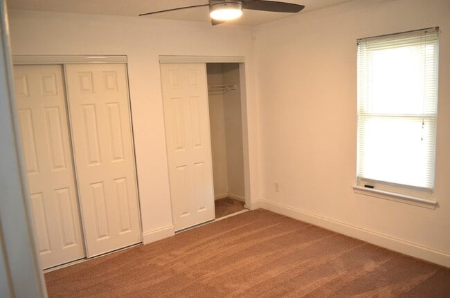 Building Photo - 1504 Glenmont Ct