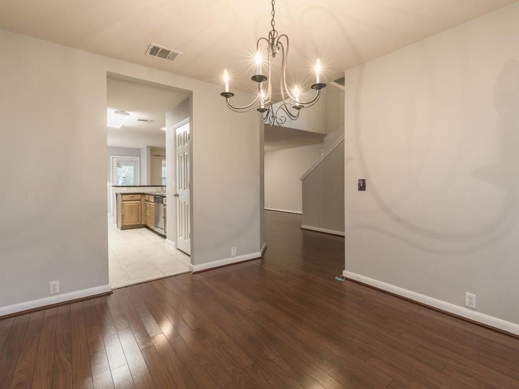 Building Photo - 2316 Paradise Ridge Dr
