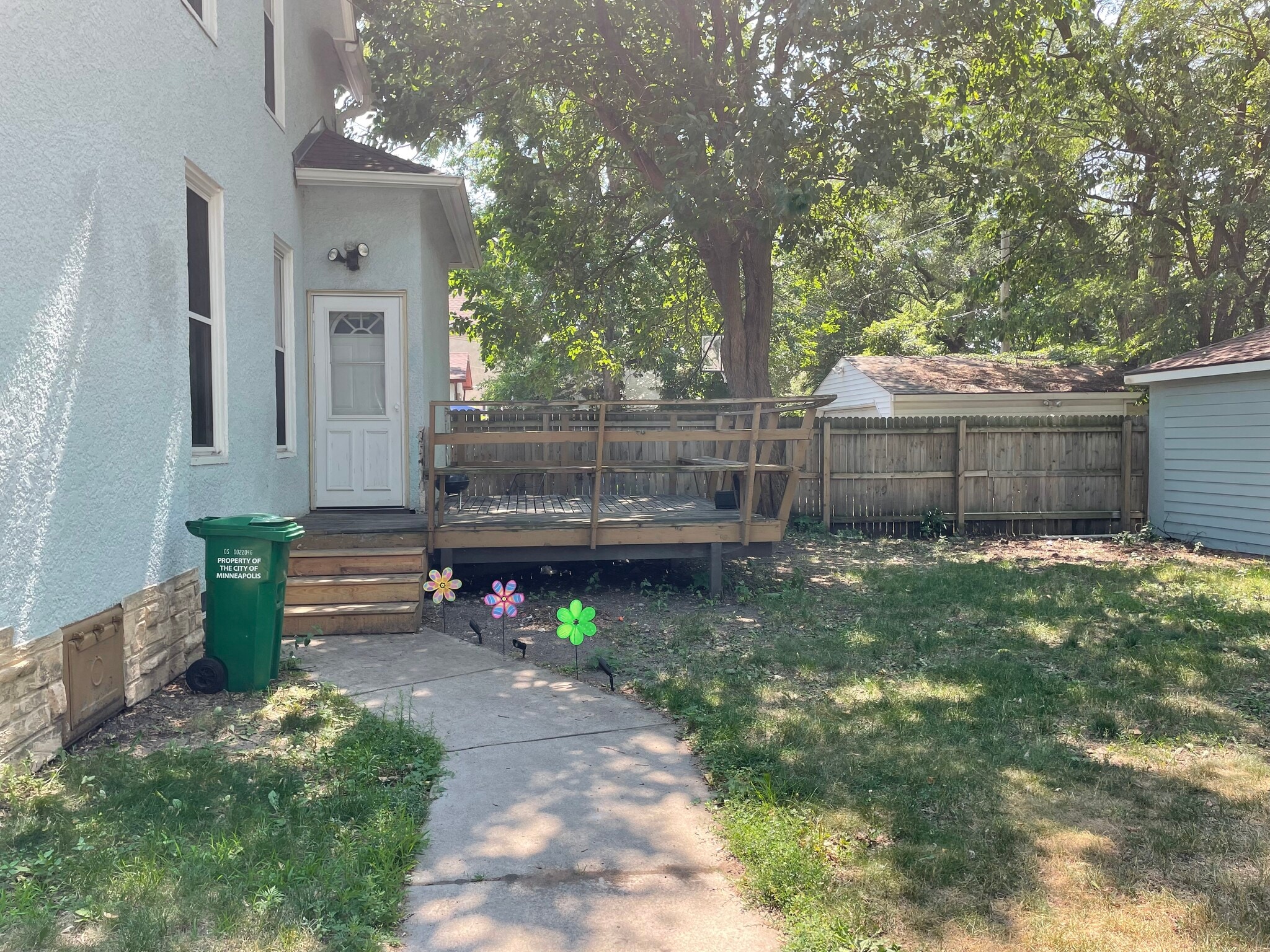 Patio - 1854 Jackson St NE