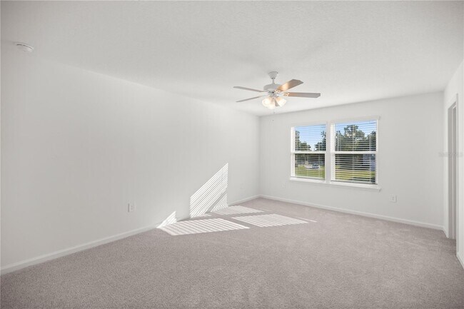 Building Photo - 3438 SE 37th Ct