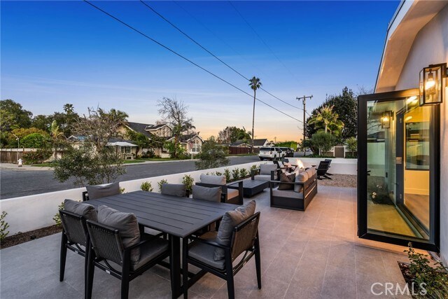 Building Photo - 251 Costa Mesa St