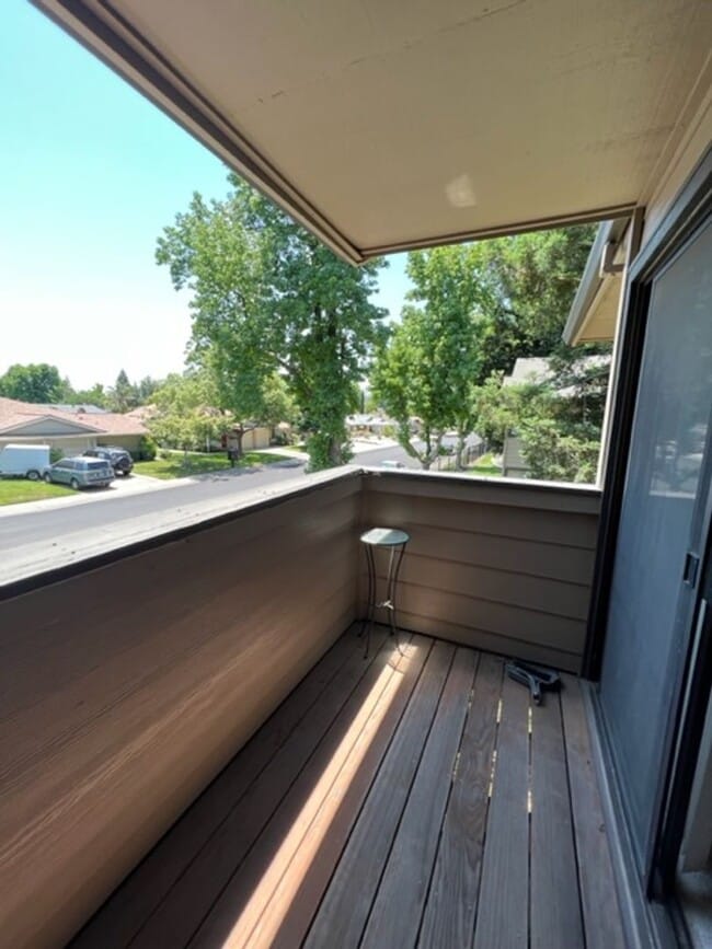 Building Photo - Nice 1 Bedroom and 1 Bathroom Condo $1,450.00